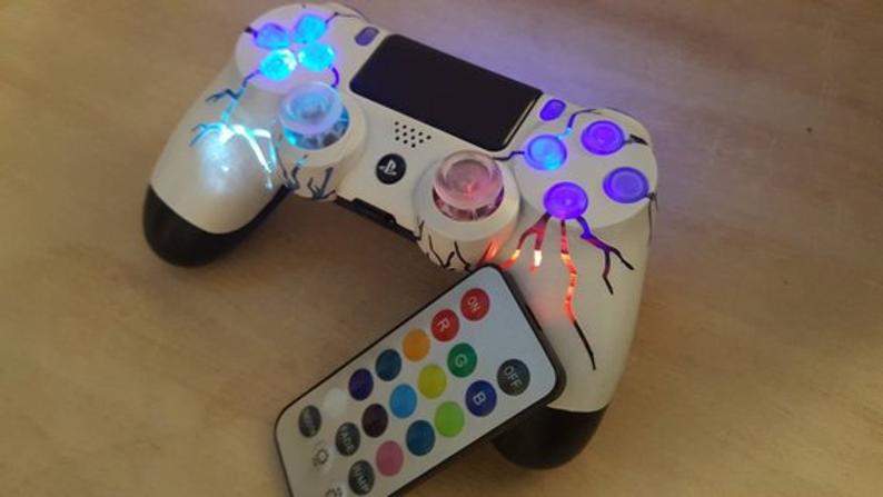 PS4 Wireless "ArcadeFi2e" independent controllable LEDs custom made + remote
