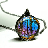 Crown Bezel Set Leaf Necklace Glass Terrarium